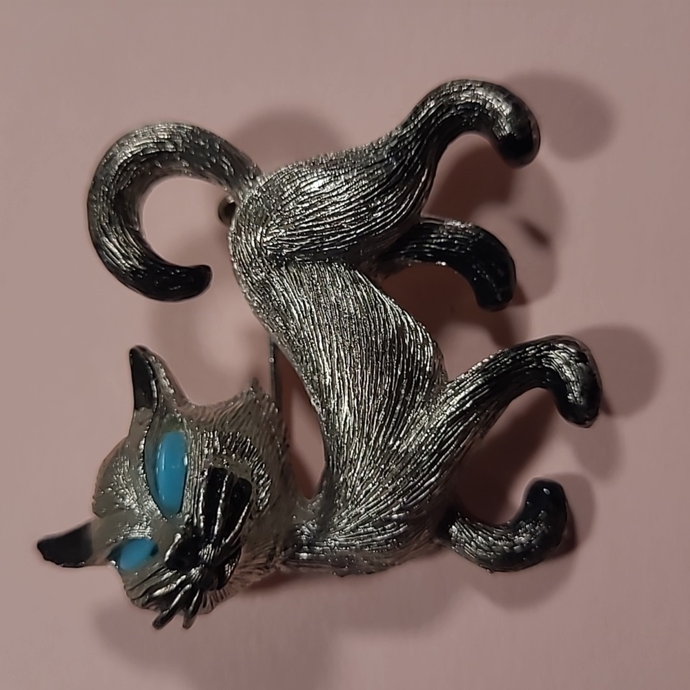 Cat Broch Stamped JJ